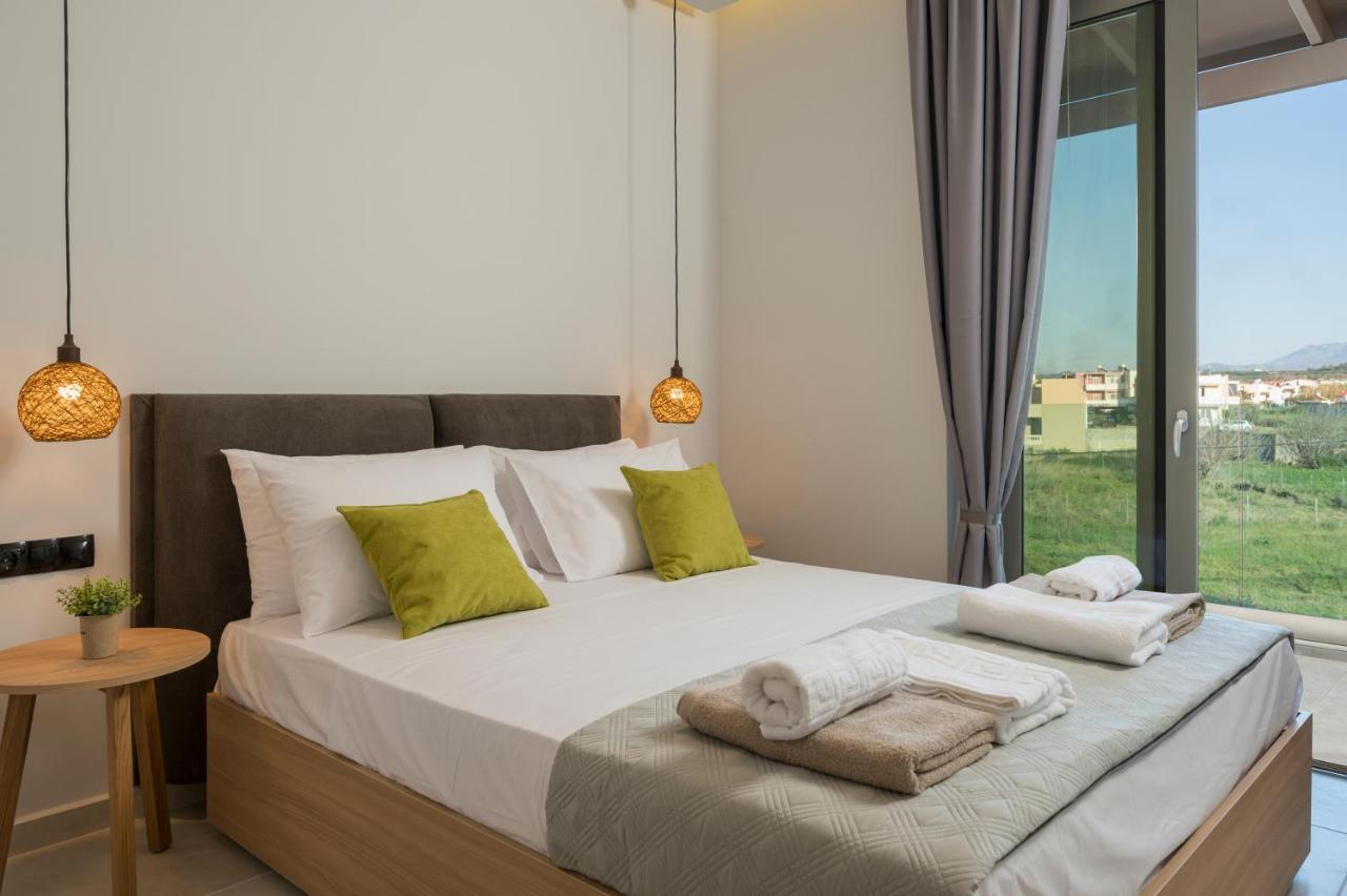 Aegean Breeze Luxury Apartments Next To The Sea Maleme Екстериор снимка